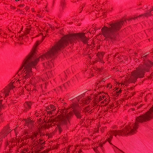 Pink sheer panel lace tank - Picture 6 of 9